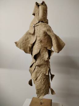 sculpture personnage grès créature céramique bernard maille céramiste Hauts-de-France
